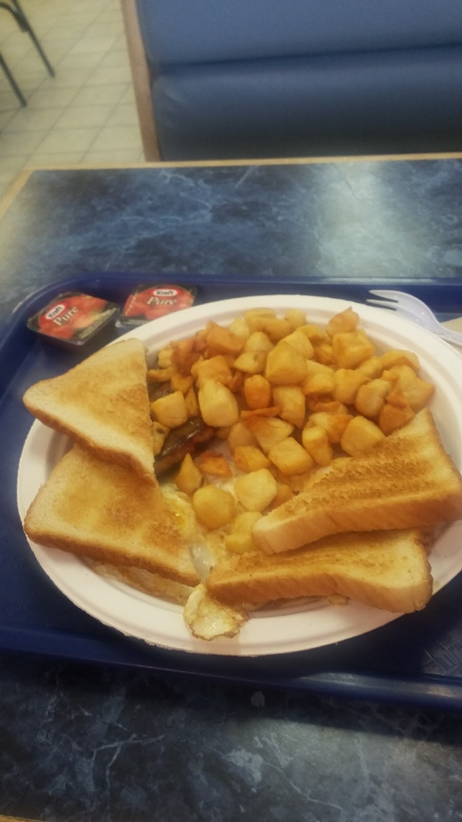 Deluxe Fish & Chips Ltd | 97 Robie St, Truro, NS B2N 1K8, Canada | Phone: (902) 895-9199