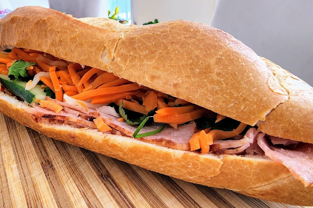 TILI | 1200 Bd Rome Local H, Brossard, QC J4W 3H3, Canada | Phone: (450) 486-1588