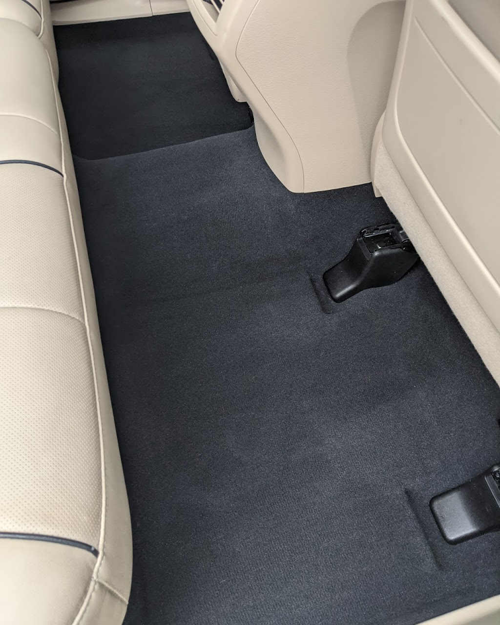 Drews Auto Spa | 69 Coronation Pkwy, Barrie, ON L4M 0E2, Canada | Phone: (647) 209-2455