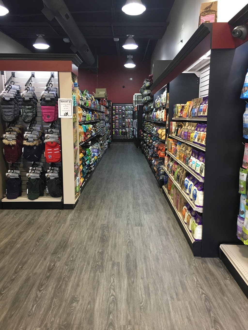Global Pet Foods Oakville South | 361 Cornwall Rd, Oakville, ON L6J 7Z5, Canada | Phone: (905) 815-0320