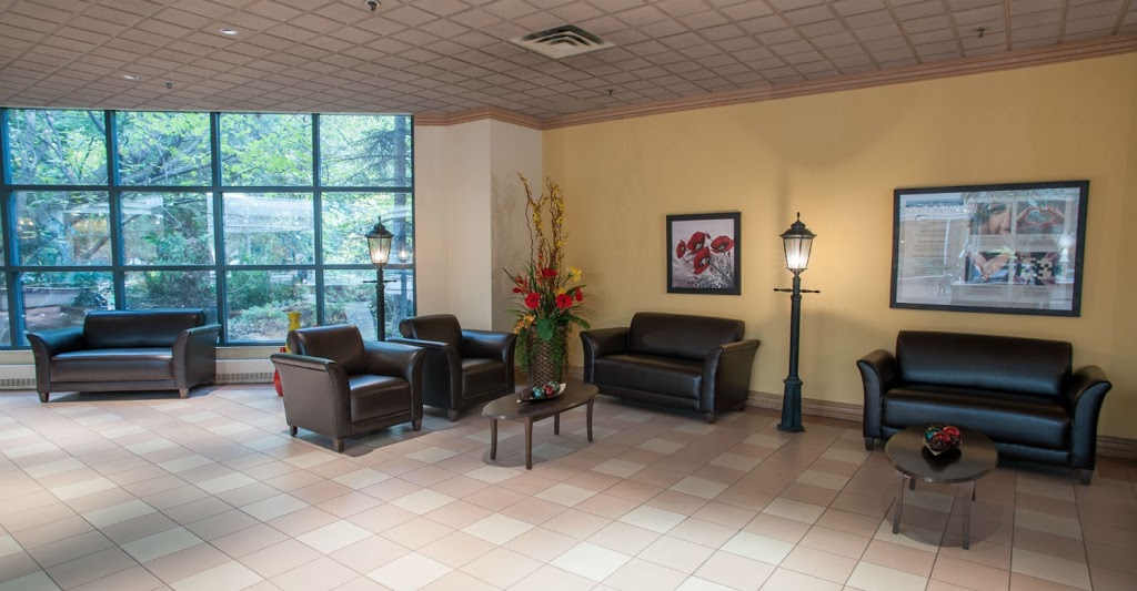 Résidence Jardins Intérieurs | 1705 Av Victoria, Saint-Lambert, QC J4R 2T7, Canada | Phone: (450) 671-1314