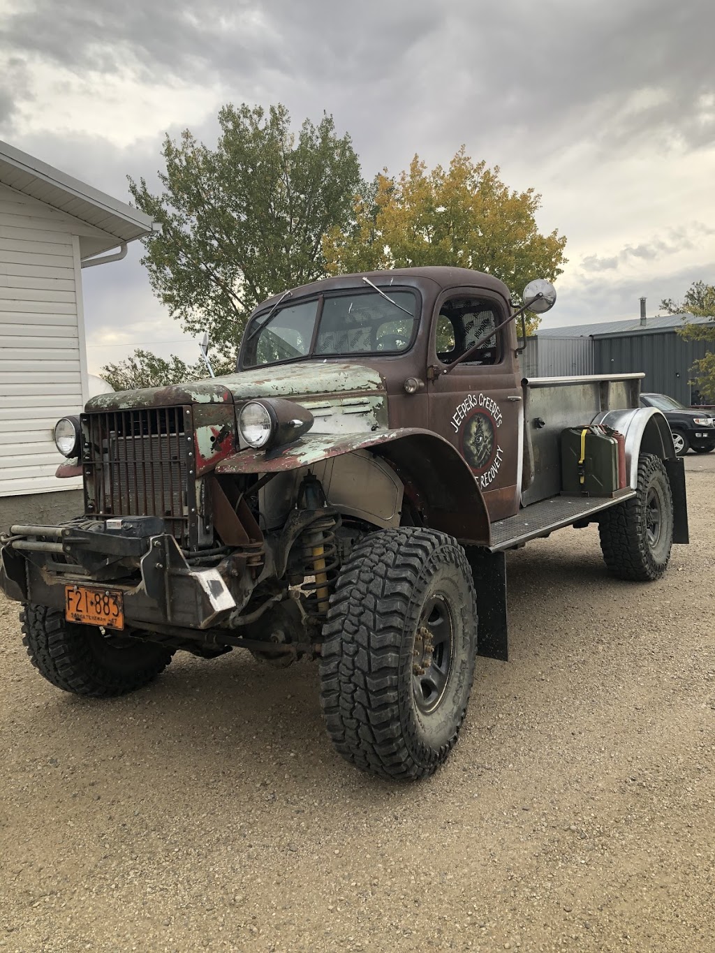 Thunder Creek Coach & Carriage | 1225 Athabasca St E, Moose Jaw, SK S6H 0N4, Canada | Phone: (306) 693-3990