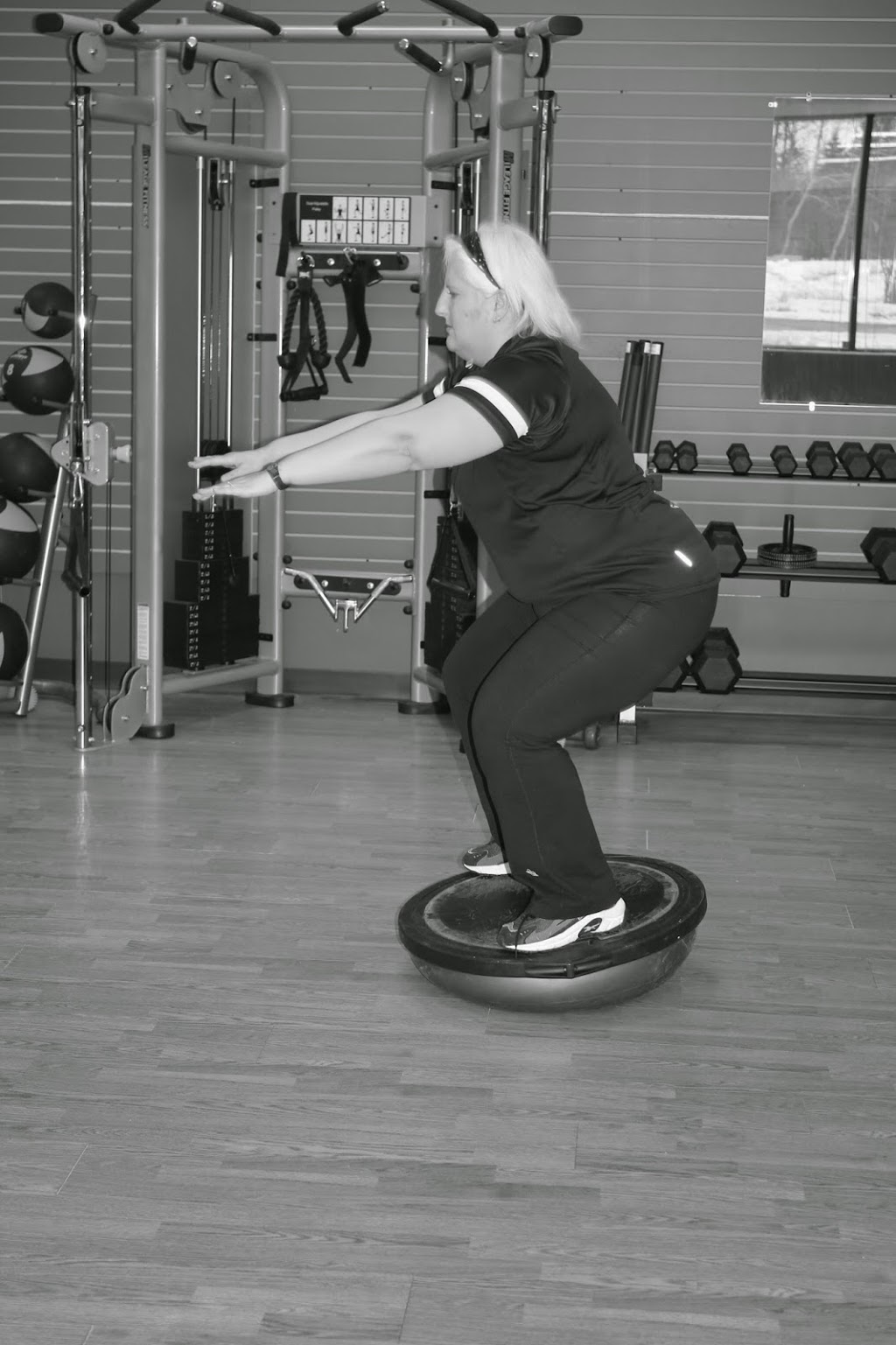 Brickhouse Family Fitness & Nutrition | 150 Katimavik Rd, Kanata, ON K2L 2N2, Canada | Phone: (613) 295-1651