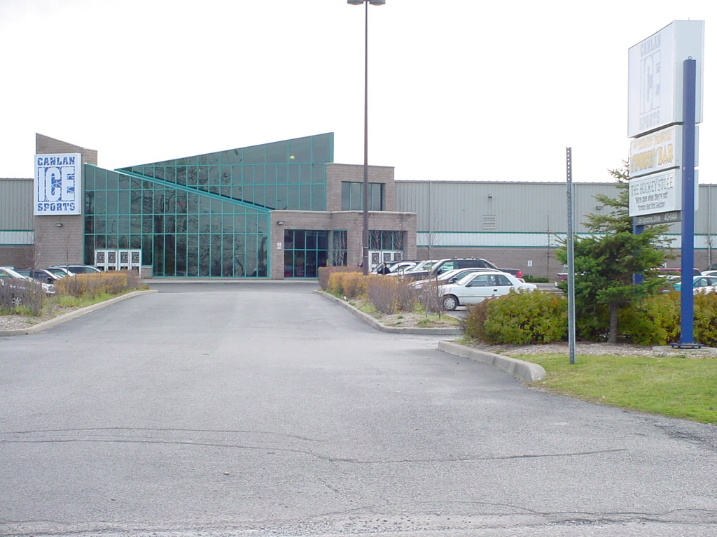 Canlan Ice Sports | 159 Dynamic Dr, Scarborough, ON M1V 5L8, Canada | Phone: (416) 412-0404