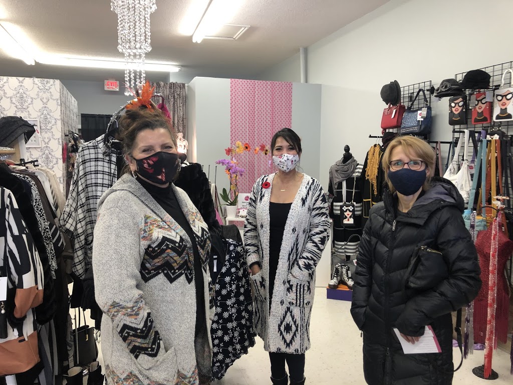 Pieces by Sharon | 5215 51 Ave, Wabamun, AB T0E 2K0, Canada | Phone: (780) 868-1092