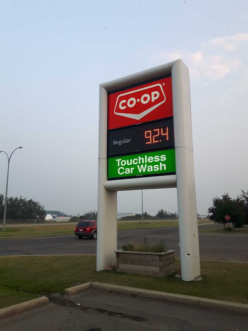 Co-op Gas Bar | 5850 AB-2, Lacombe, AB T4L 2G5, Canada | Phone: (403) 782-8985