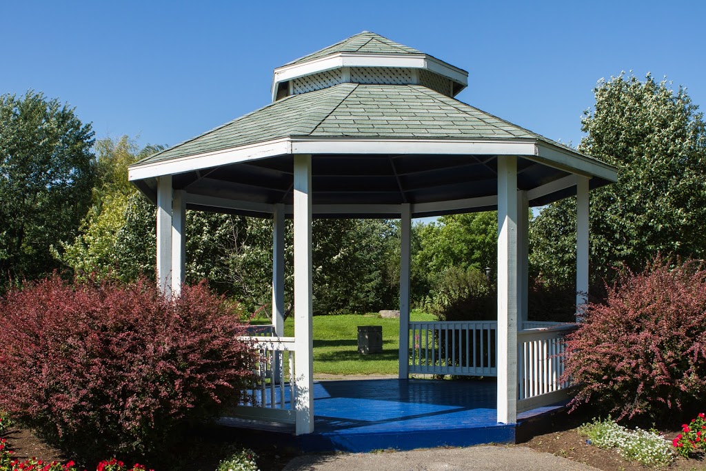 Ville de LÎle-Perrot - Parc des Générations | coin boul. perrot et, Avenue du Parc, LÎle-Perrot, QC J7V 3G1, Canada | Phone: (514) 453-1751