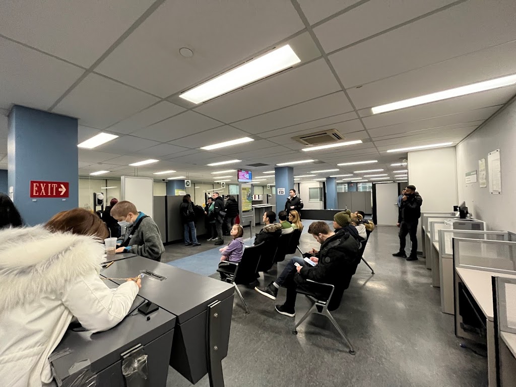 ServiceOntario | 47 Sheppard Ave E Unit 417, North York, ON M2N 5N1, Canada | Phone: (416) 314-7444