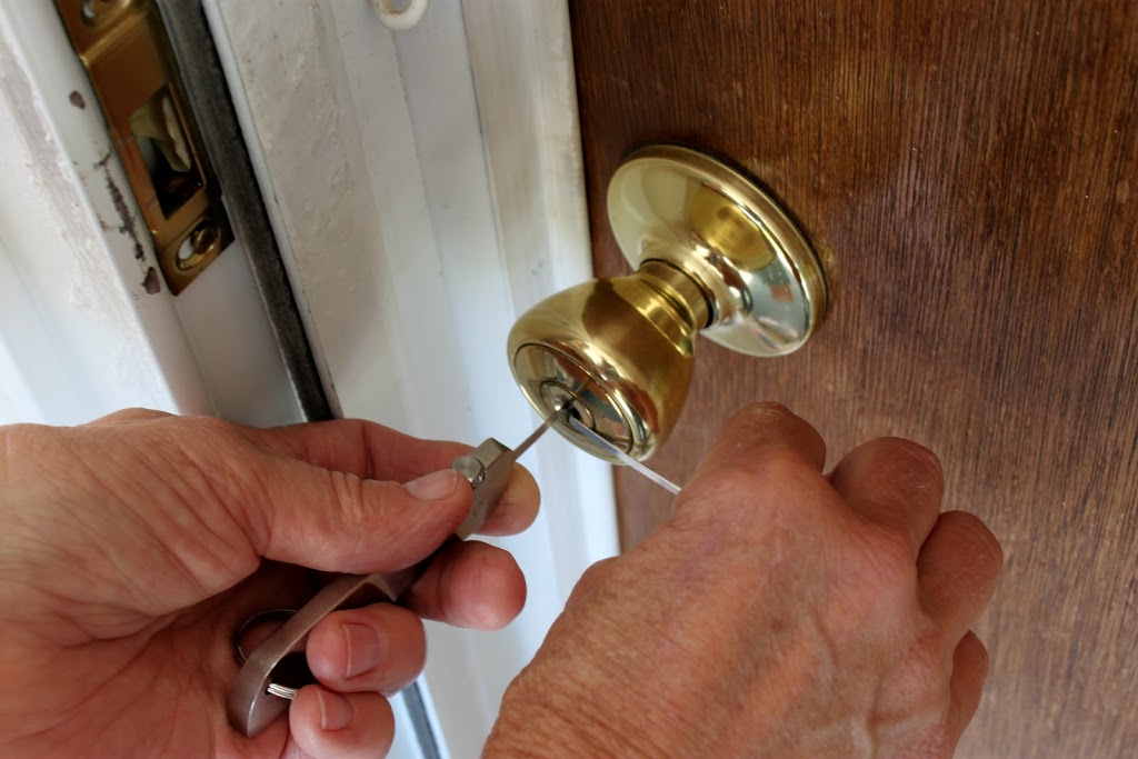 Secure Locksmith Whitchurch Soufville | 6853 Main St #121, Whitchurch-Stouffville, ON L4A 7G4, Canada | Phone: (647) 492-5927