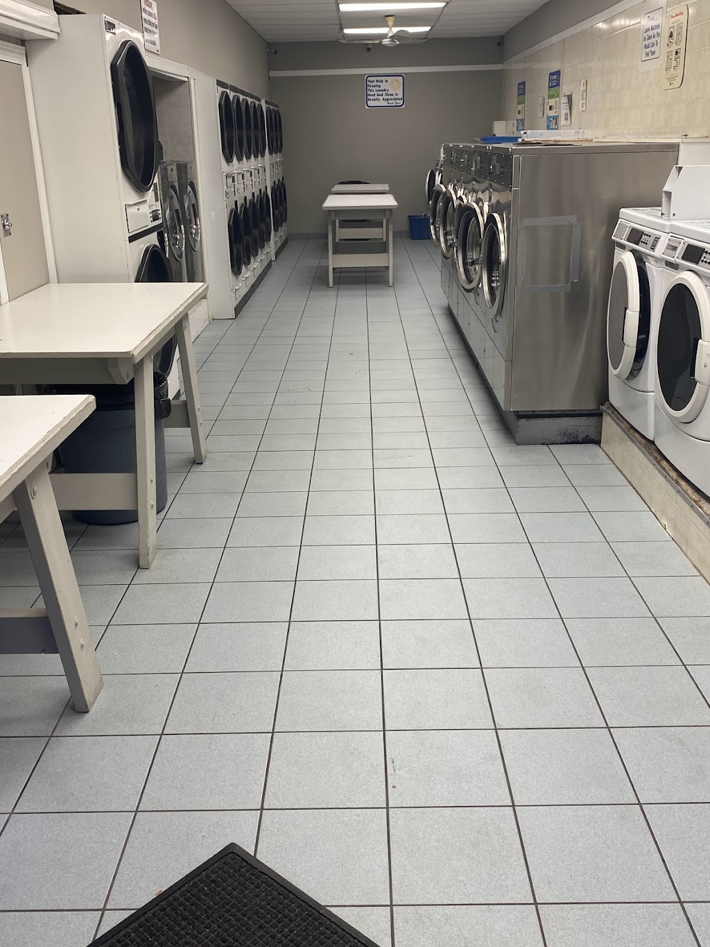 Coin laundry | 2626 Eglinton Ave W, York, ON M6M 1T4, Canada | Phone: (905) 897-0900