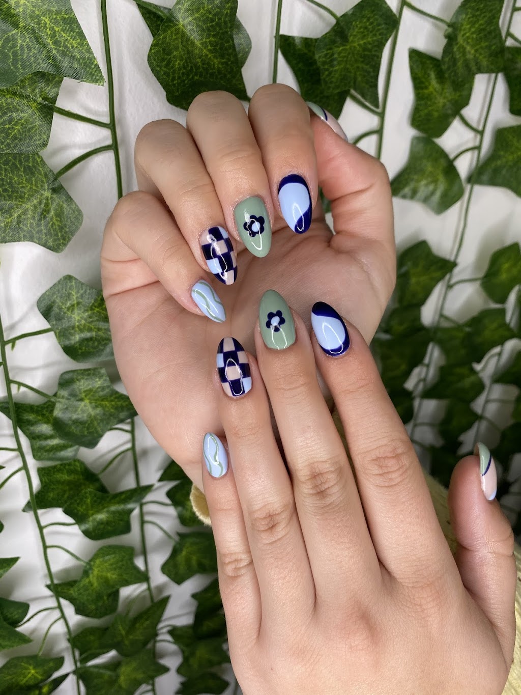 Kara Esthetics | 328 Glenrose Dr, London, ON N6K 2A8, Canada | Phone: (519) 671-9484