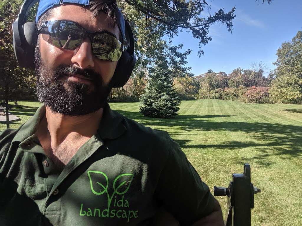 Vida Landscape Solutions | 4585 Palladium Way Unit 3049, Burlington, ON L7M 0W9, Canada | Phone: (905) 531-1945