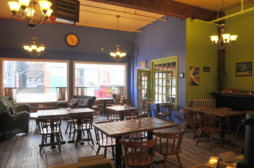 Tan Coffee | 40 Water St, Windsor, NS B0N 2T0, Canada | Phone: (902) 792-1518