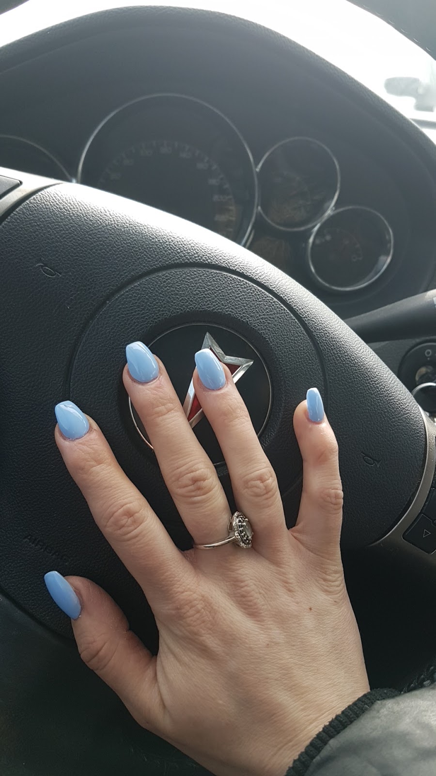 HL Nails | 200 Davis Dr Unit 5, Newmarket, ON L3Y 2N4, Canada | Phone: (905) 868-9099