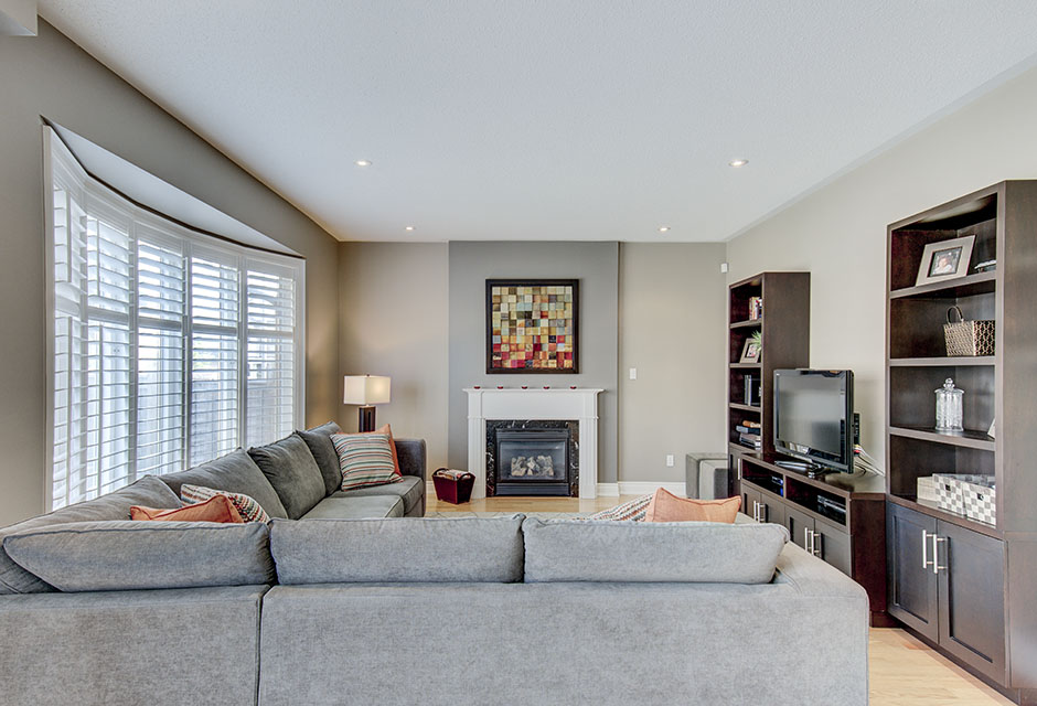 Forest Hill Real Estate Inc.: Alyssa Cohen | 9001 Dufferin St A9, Vaughan, ON L4J 0H7, Canada | Phone: (905) 695-6195