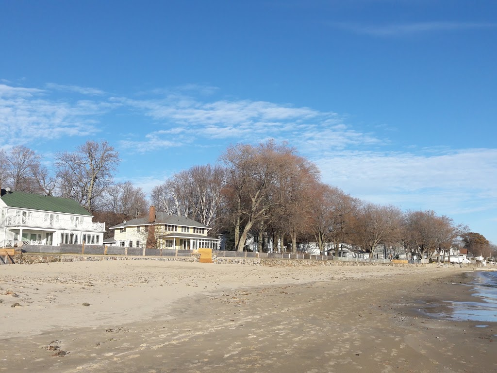 Bay Beach Club | 4325 Erie Rd, Ridgeway, ON L0S 1N0, Canada | Phone: (905) 894-6116