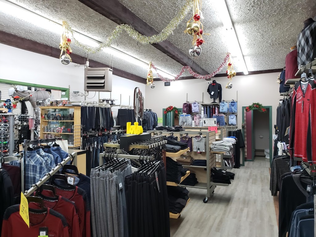Langlais Sports Ecotone | 38 Rue Main O, Coaticook, QC J1A 1P2, Canada | Phone: (819) 849-6111