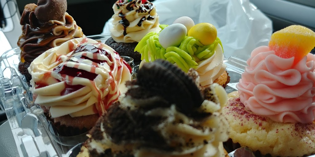 The Pink Flamingo Bakery & Boutique | 28 Bayfield Main St N, Bayfield, ON N0M 1G0, Canada | Phone: (519) 565-4777