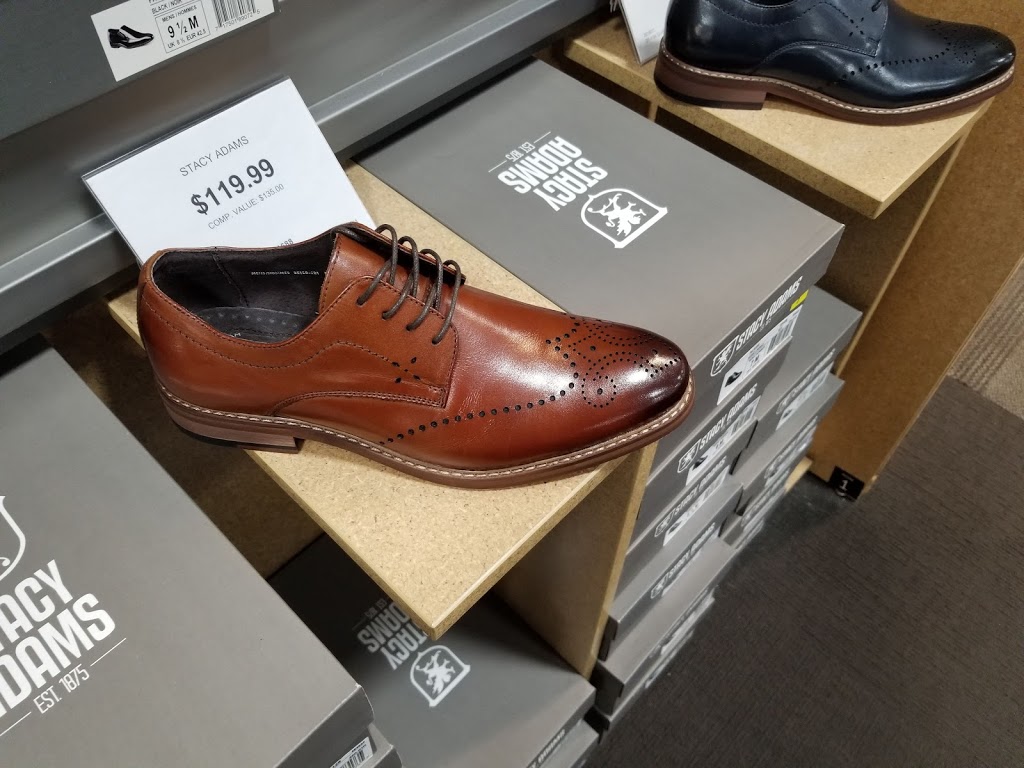 DSW Designer Shoe Warehouse | 3198 Wonderland Rd S, London, ON N6L 1A1, Canada | Phone: (519) 937-1413