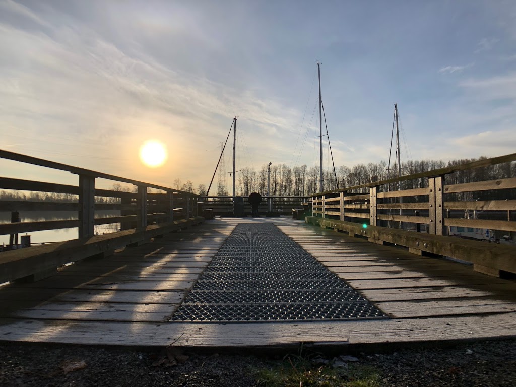 Graybar Road Pier | Dyke Rd, Richmond, BC, Canada