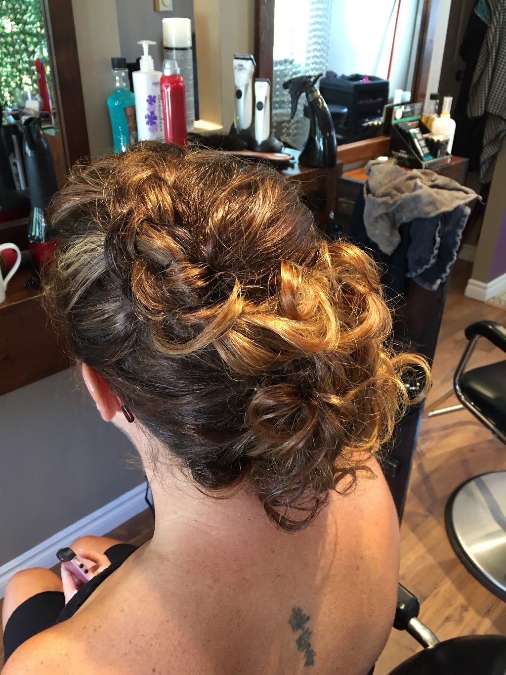 Coiffure beauté 2000 | 1003 Rue de la Cité des Pins, Saint-Lin - Laurentides, QC J5M 2E7, Canada | Phone: (450) 439-8424