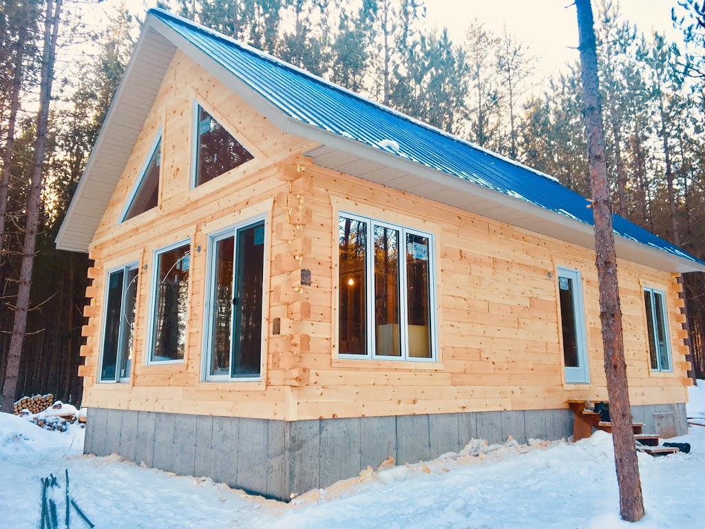 Chalet le Soleil Royal | 1 Chemin du Sommet, Val-des-Bois, QC J0X 3C0, Canada | Phone: (819) 968-6008