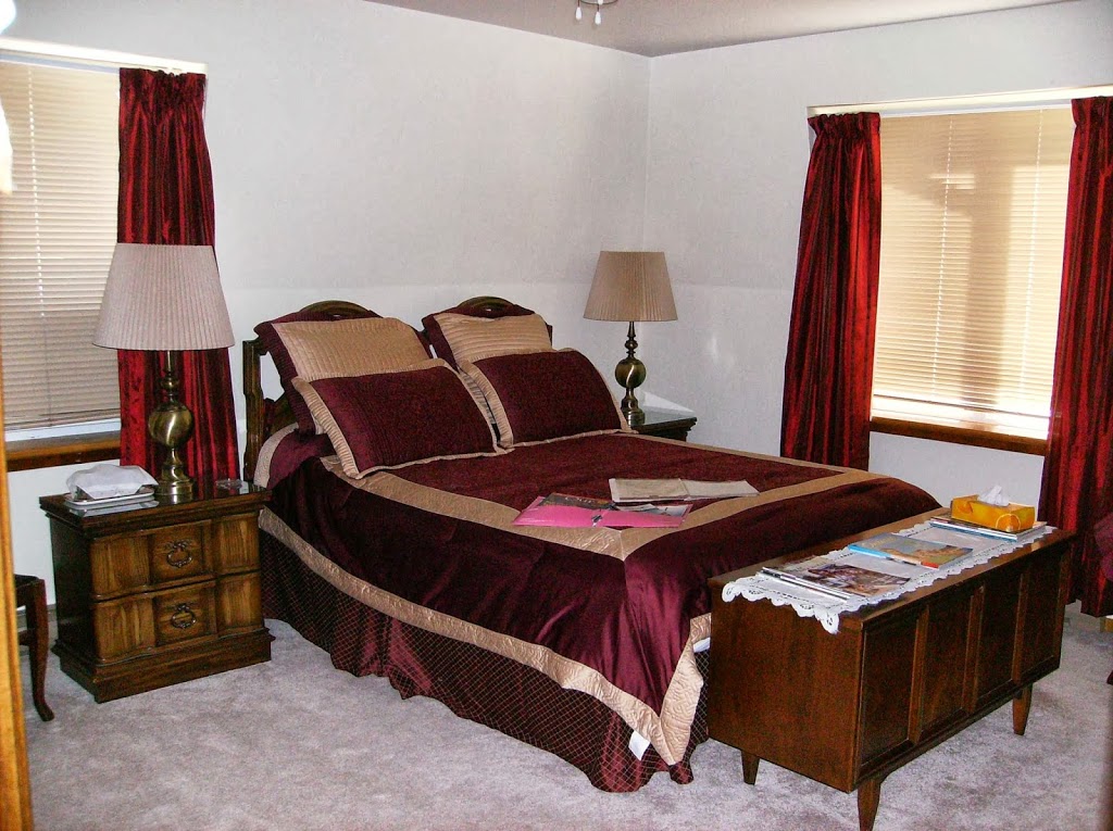 Misty Pines Bed & Breakfast | 1389 County Road 2, Brockville, ON K6V 5T3, Canada | Phone: (613) 342-4325