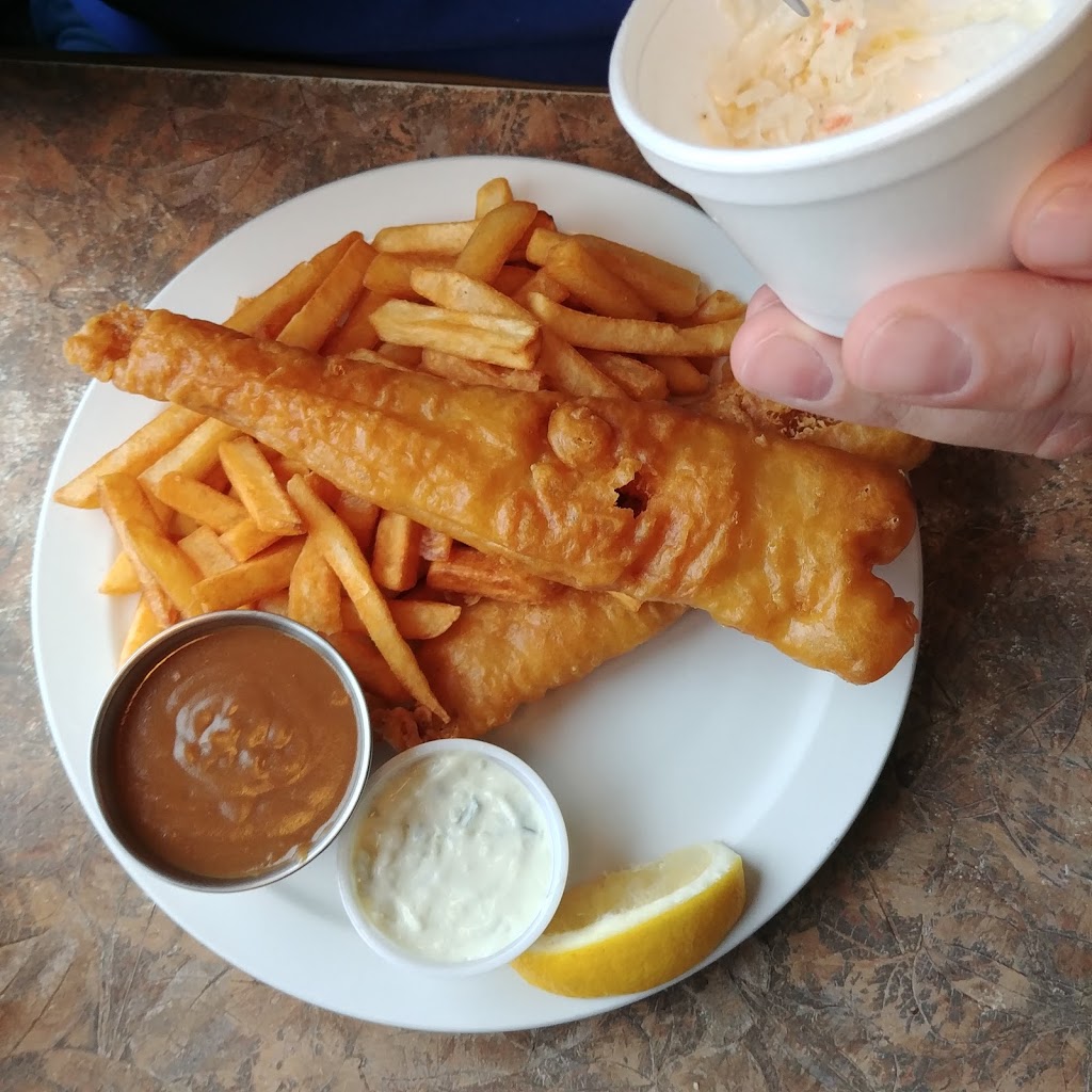 Scotts Pizza Burger | 286 Main St N, Mount Forest, ON N0G 2L2, Canada | Phone: (519) 323-4555