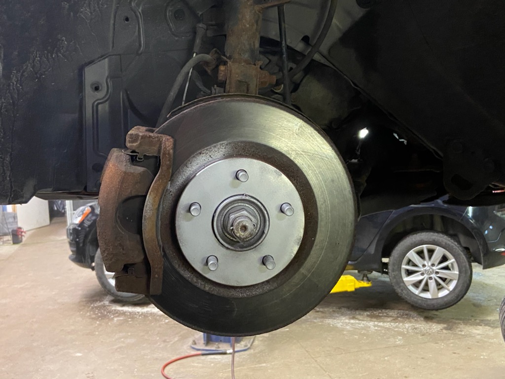 AutoMarket Service | 700 York Rd, Guelph, ON N1E 6A5, Canada | Phone: (519) 767-0007