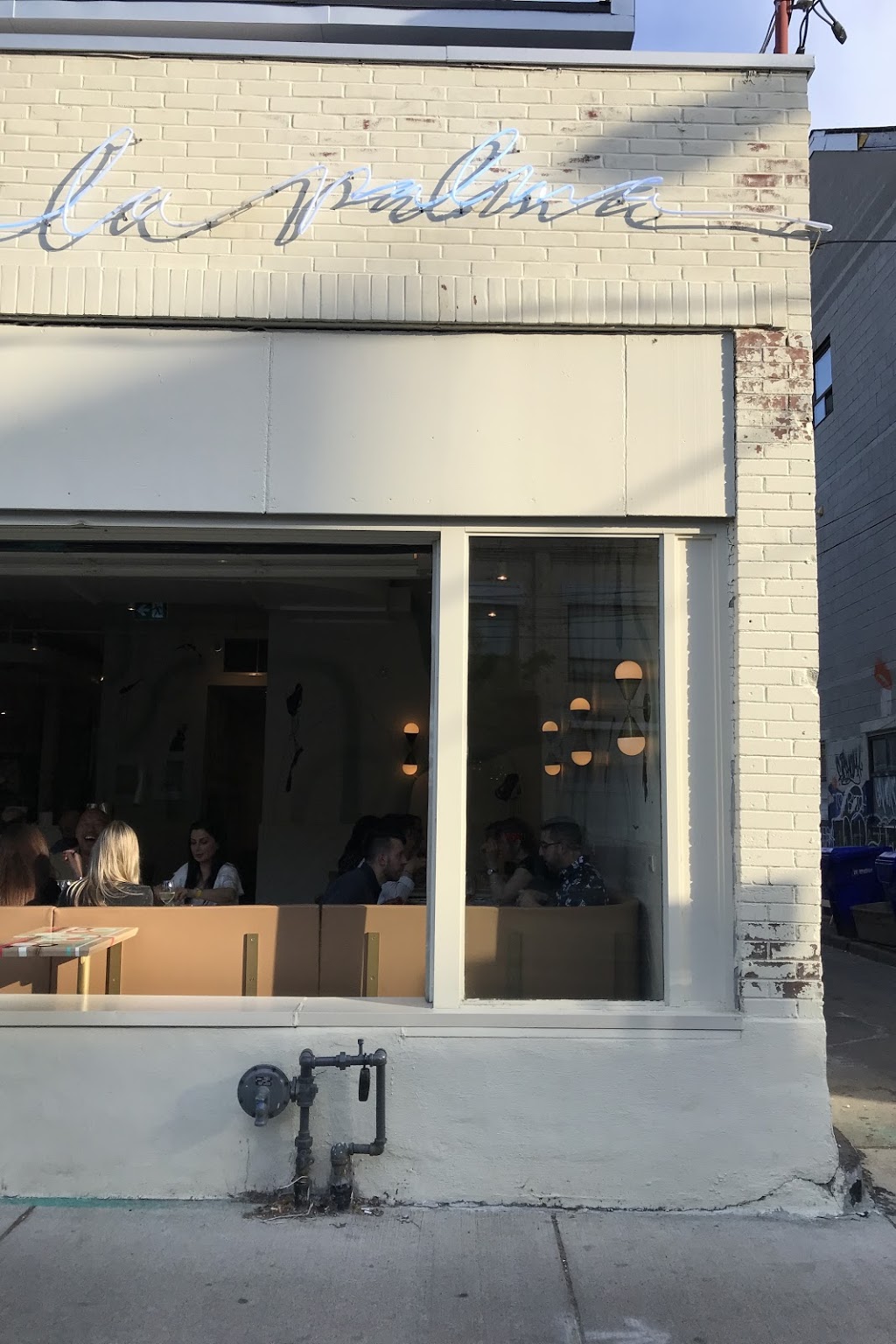 La Palma | 849 Dundas St W, Toronto, ON M6J 1V5, Canada | Phone: (416) 368-4567