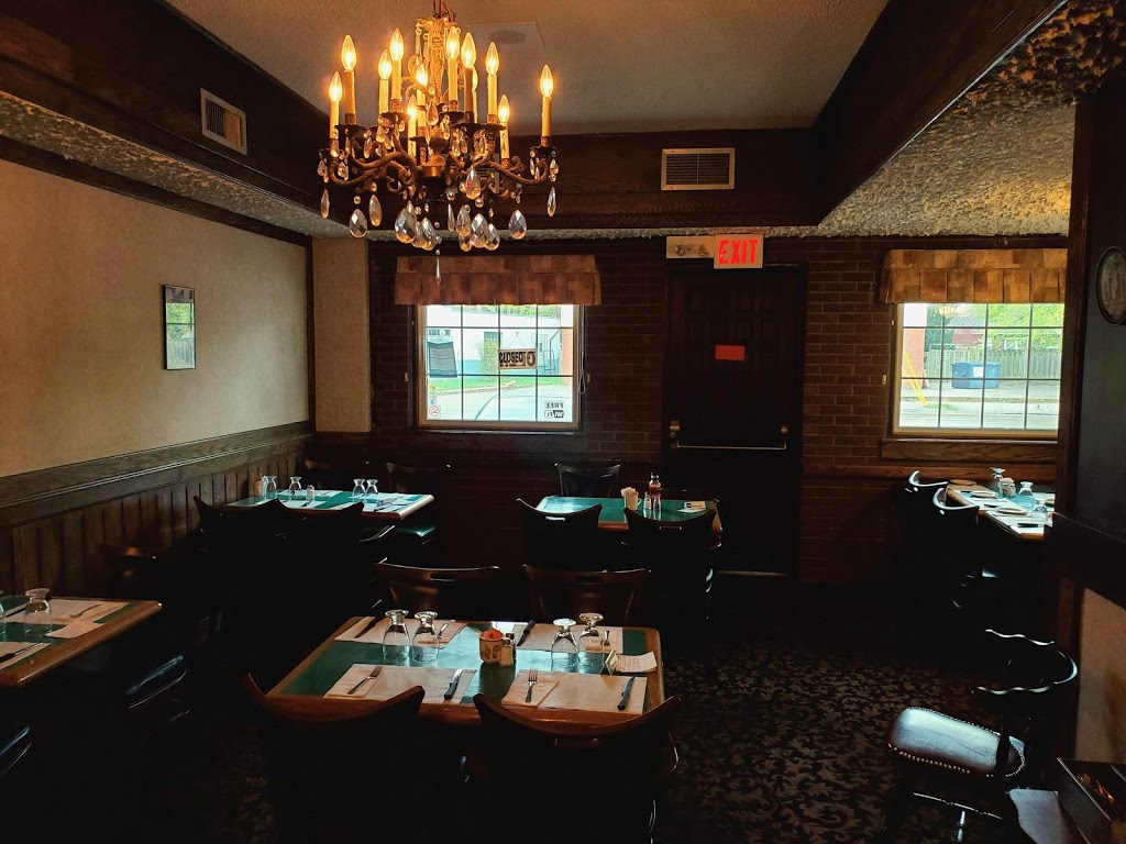 Hi-Way Restaurant | 63 Queensway West, Simcoe, ON N3Y 2M2, Canada | Phone: (519) 426-0380