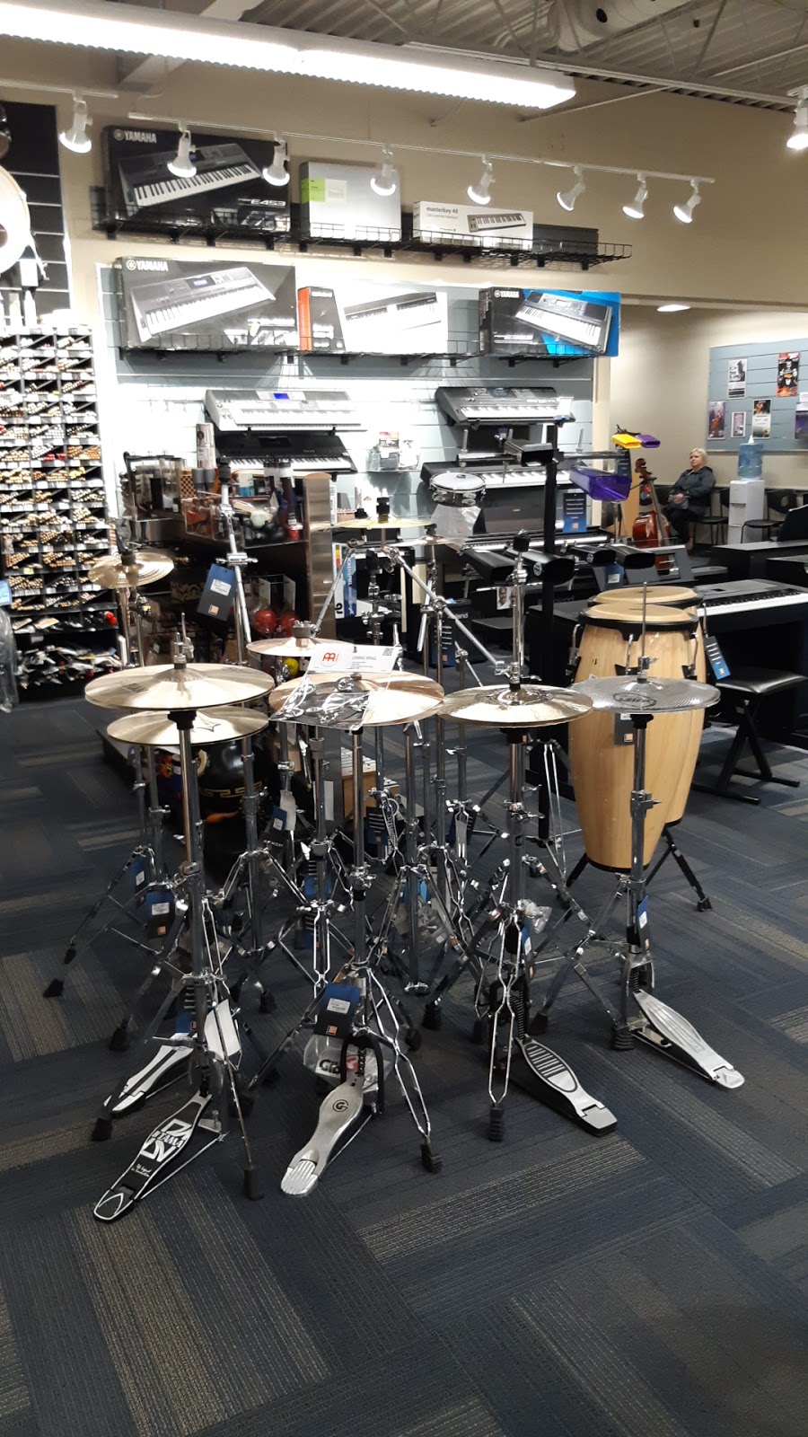 Instruments de musique Long & McQuade 141 Rue SaintLaurent, Saint