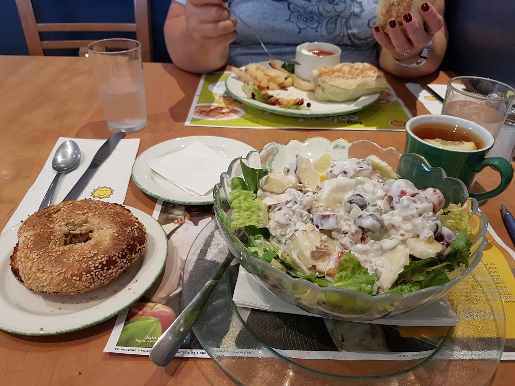 Cora Breakfast and Lunch | 840 Waverley St, Winnipeg, MB R3T 5Z7, Canada | Phone: (204) 928-1200