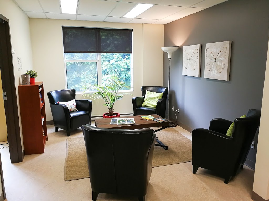 La Zone BM | 749 Rue Principale, Cowansville, QC J2K 1J8, Canada | Phone: (450) 266-4928