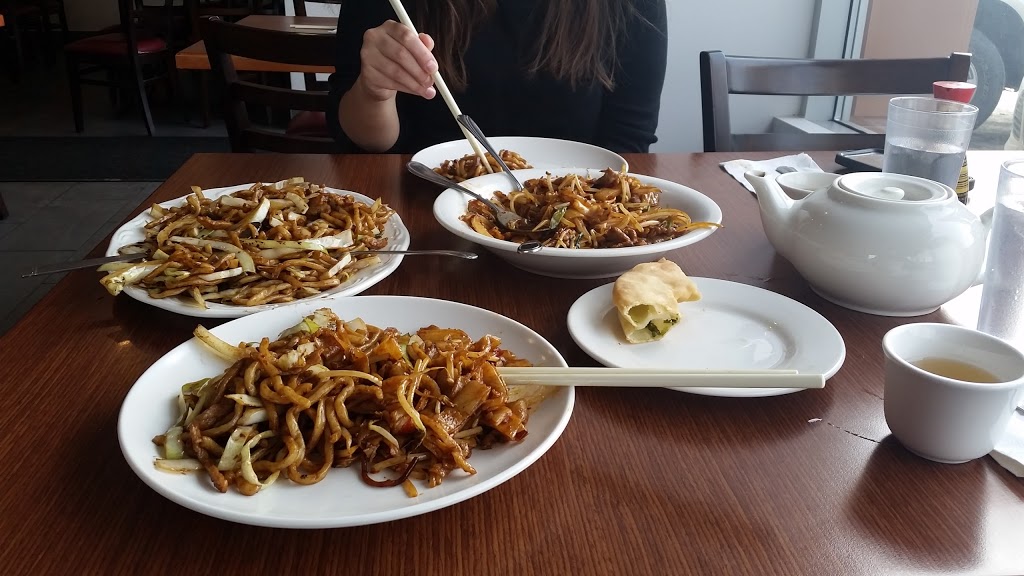 Golden Taste Restaurant | 2940 Ellwood Dr SW, Edmonton, AB T6X 0W6, Canada | Phone: (780) 430-6380