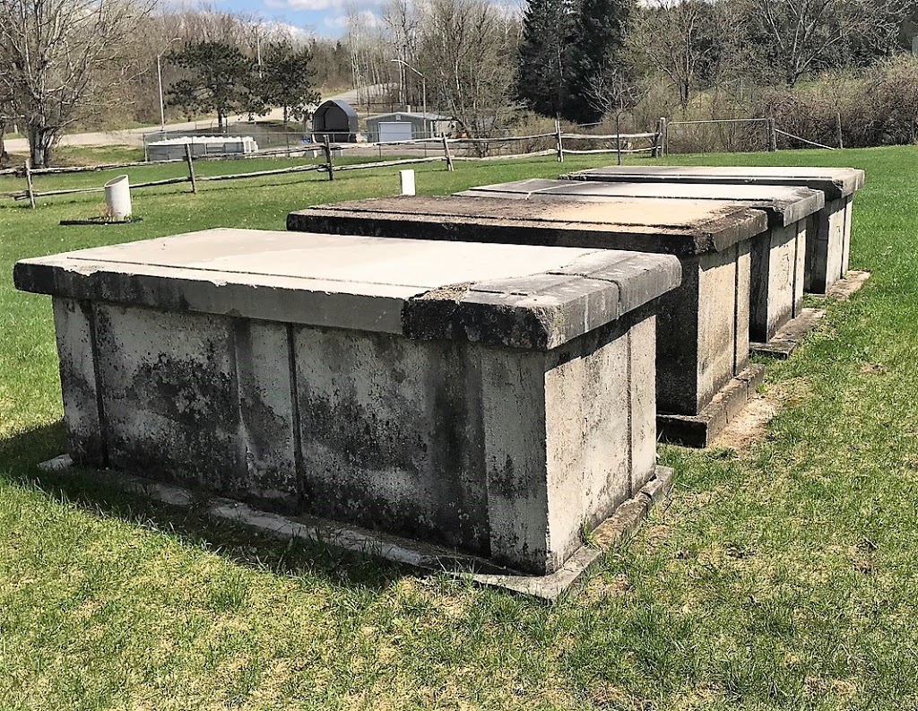 Collar Hill Cemetery | 229-101 Collar Hill Rd, Merrickville, ON K0G 1N0, Canada