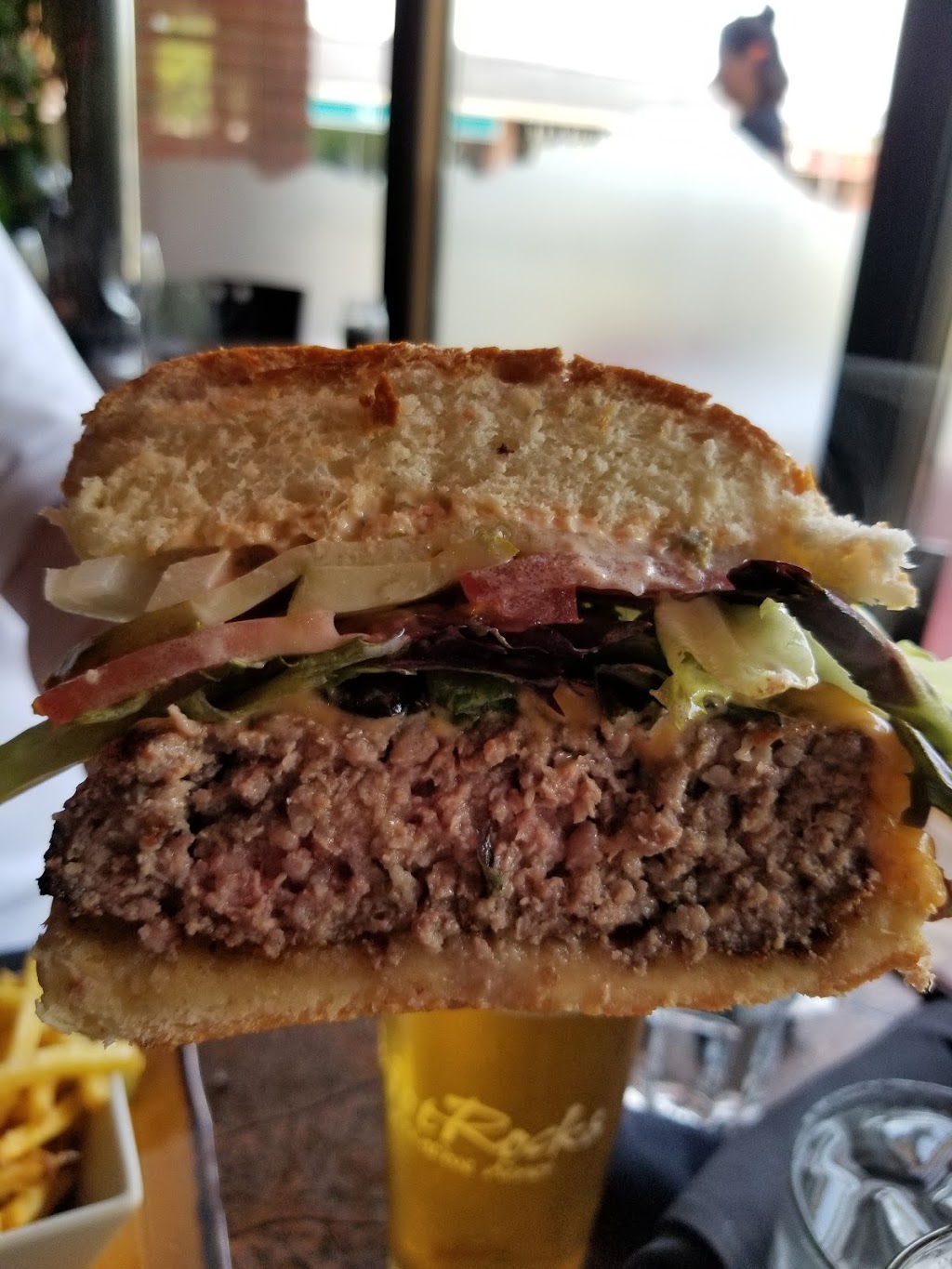 Hot Rocks Creative Diner | 728 Anderson St, Whitby, ON L1N 3V6, Canada | Phone: (905) 668-8600