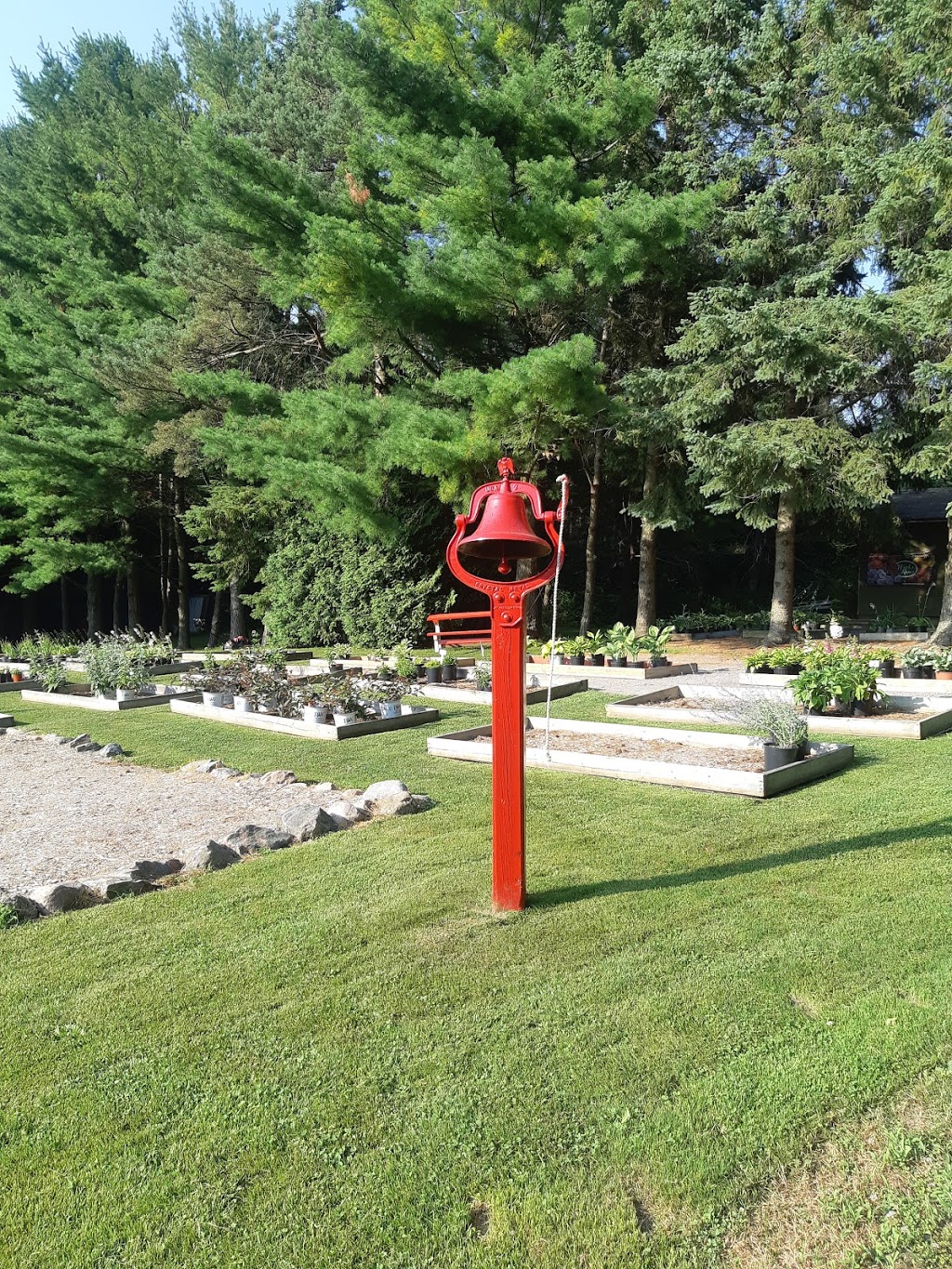 Stricklands Perennial Farm | 5467 Middle Rd, Bowmanville, ON L1C 3K2, Canada | Phone: (905) 213-2210