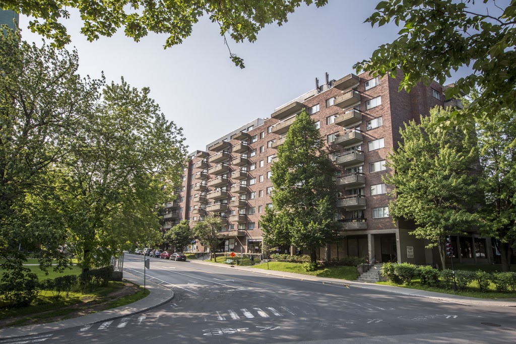 Nettoyeur Vincent DIndy | 3 Avenue Vincent-DIndy, Outremont, QC H2V 2S7, Canada | Phone: (514) 341-2583