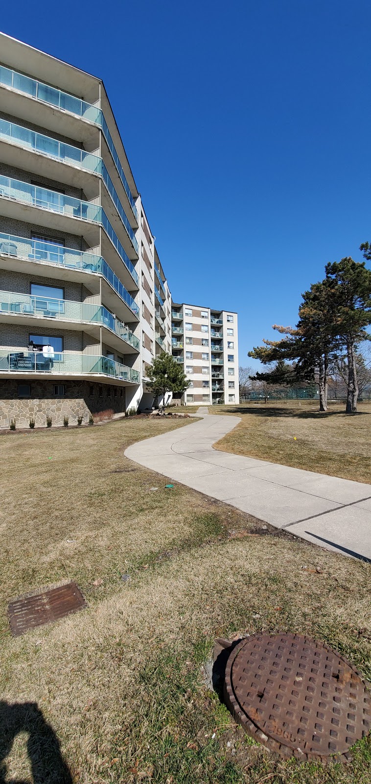440 Rathburn Etobicoke Ltd | 440 Rathburn Rd, Etobicoke, ON M9C 3S7, Canada | Phone: (416) 626-1692