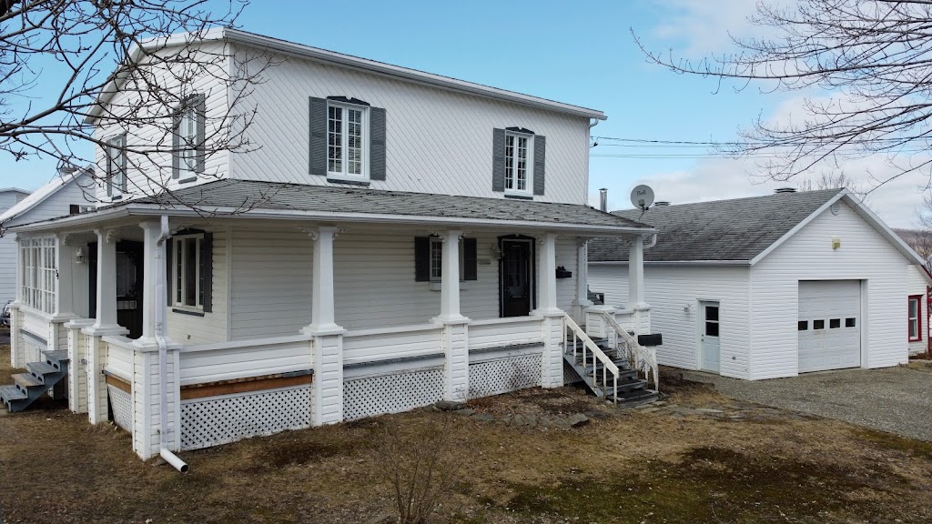 Steeve Blais Courtier Immobilier RE/MAX Élégance | 80 Bd Taché E, Montmagny, QC G5V 1B8, Canada | Phone: (418) 291-3437