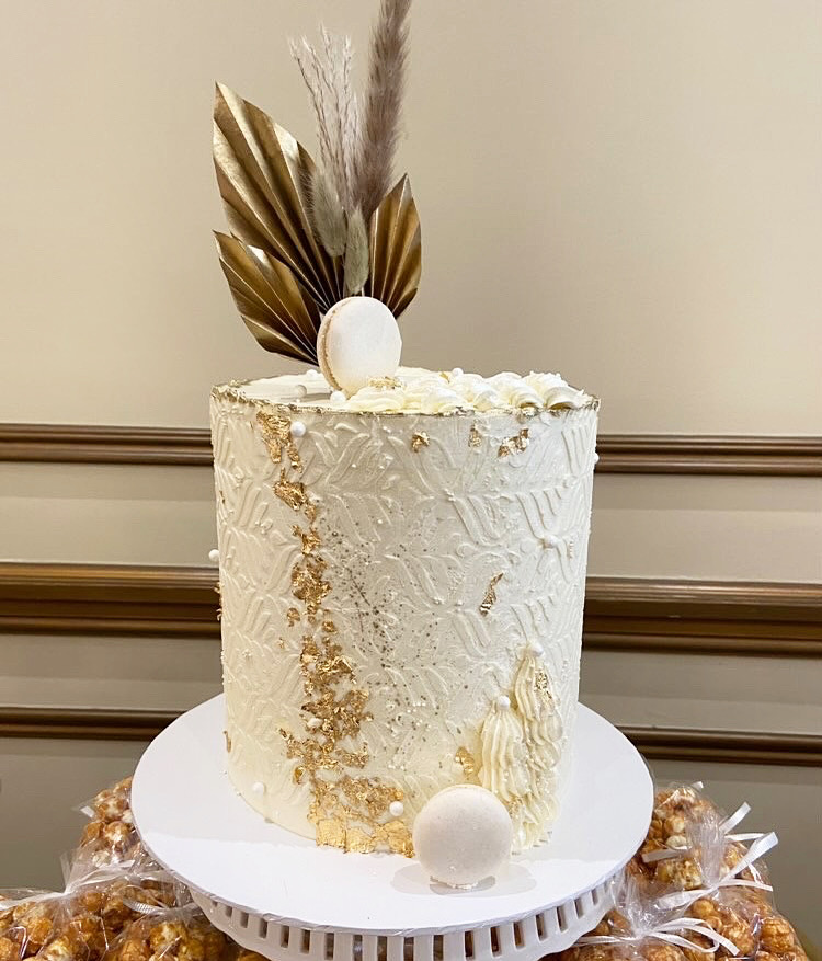 CakeToronto Bakery | 183 Ridge Rd, Bolton, ON L7E 4V5, Canada | Phone: (647) 687-0774