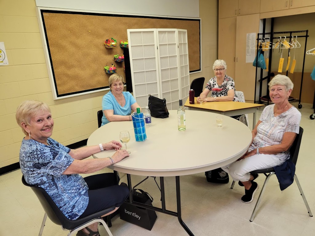 Comité danimation du troisième âge de Laval (le CATAL) | 725 MONTROUGEAU MONTÉE, Laval, QC H7P 3M1, Canada | Phone: (450) 622-1228