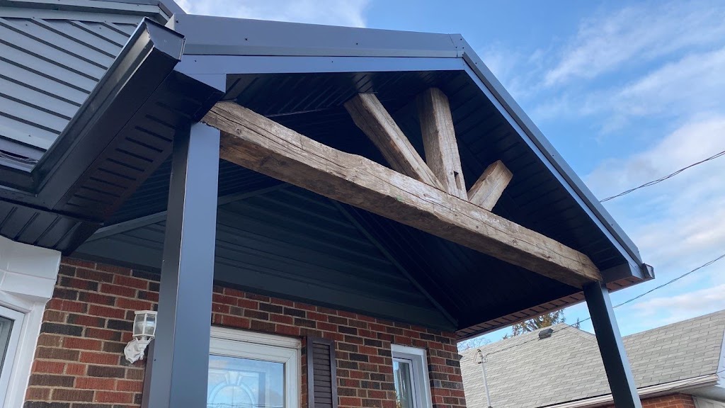 Custom Contracting Eavestrough Repair Grimsby | 42 Driftwood Ct, Grimsby, ON L3M 4Y1, Canada | Phone: (289) 276-5981