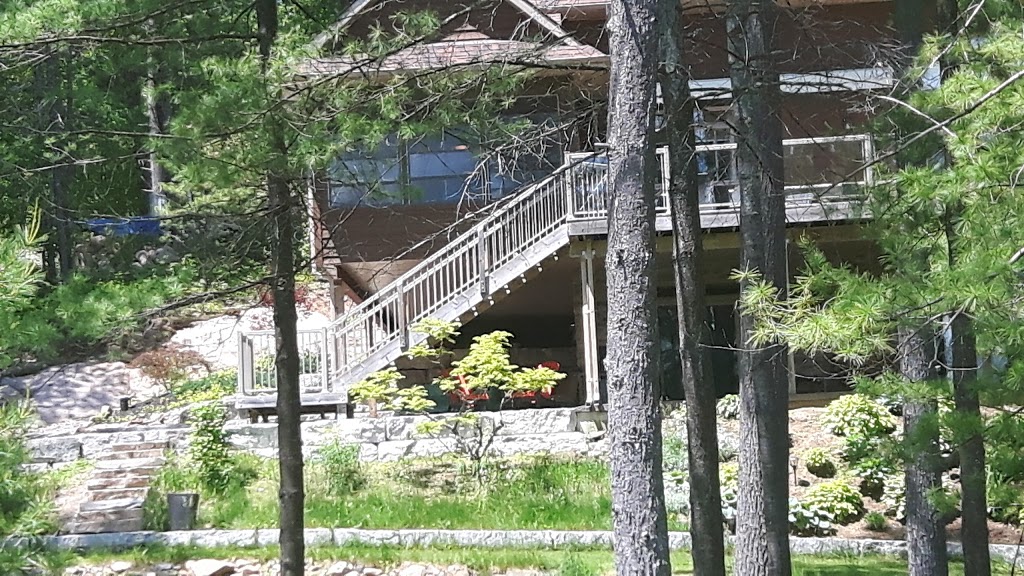 The Duthie Cottage - 607 Peninsula Rd, Havelock, ON K0L 1Z0, Canada