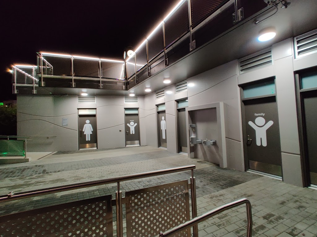 Memorial Park Comfort Station • Public Washrooms • Shower | 15322 White Rock Promenade, White Rock, BC V4B 1E2, Canada | Phone: (604) 541-2100