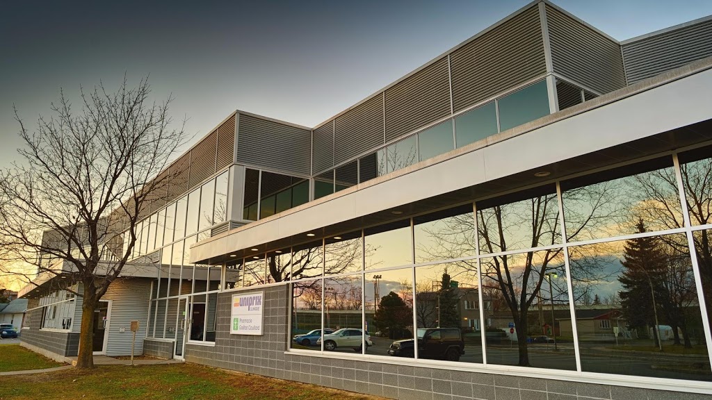 Centre Dentaire Raîche | 201-233 Rue Turgeon, Sainte-Thérèse, QC J7E 3J8, Canada | Phone: (450) 430-1340