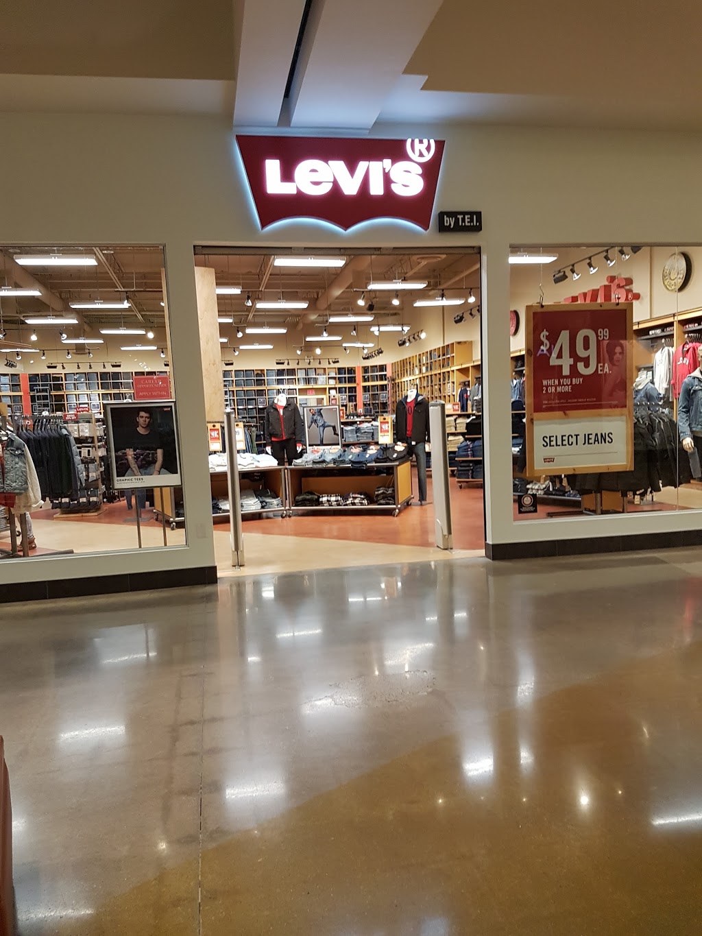 tanger outlet levis store