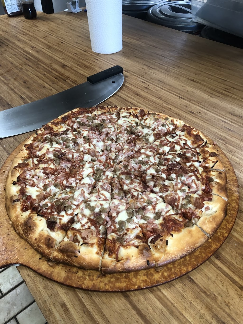 Pizza House | 1000 Essex County Rd 22, Belle River, ON N0R 1A0, Canada | Phone: (519) 727-6444
