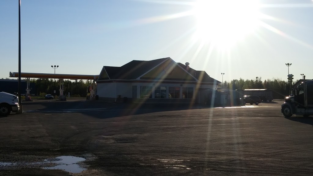 Shell | 85 Harrisville Blvd, Moncton, NB E1H 3T3, Canada | Phone: (506) 862-7688